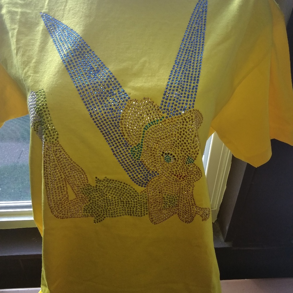 Tee shirts